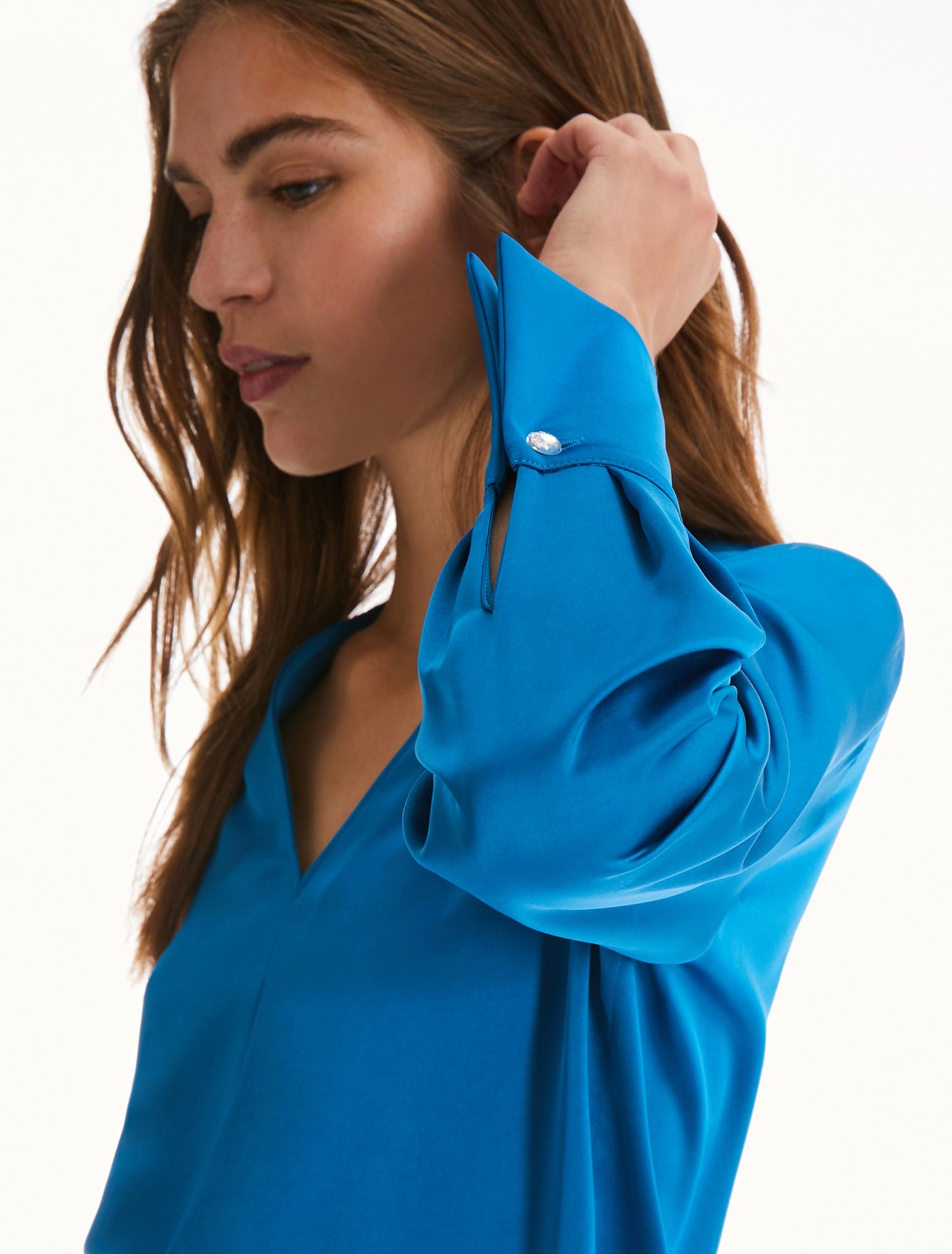 Pennyblak Blusa in raso con gemelli bijou